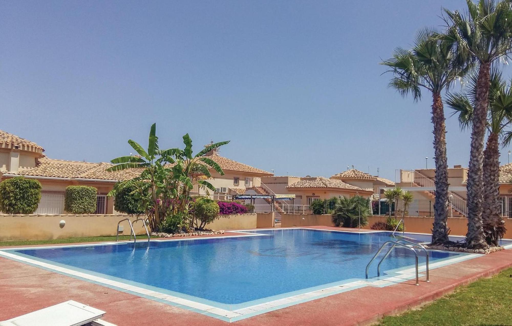 Cozy Home In Orihuela Costa With Kitchen Dehesa de Campoamor  Exterior foto